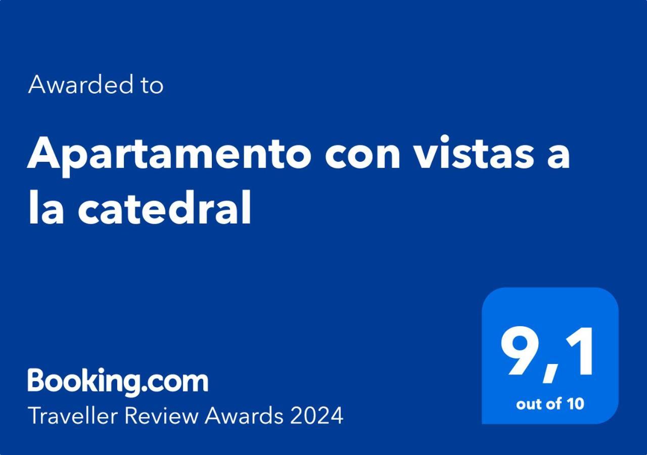 Apartamento Con Vistas A La Catedral サンティアゴ・デ・コンポステーラ エクステリア 写真